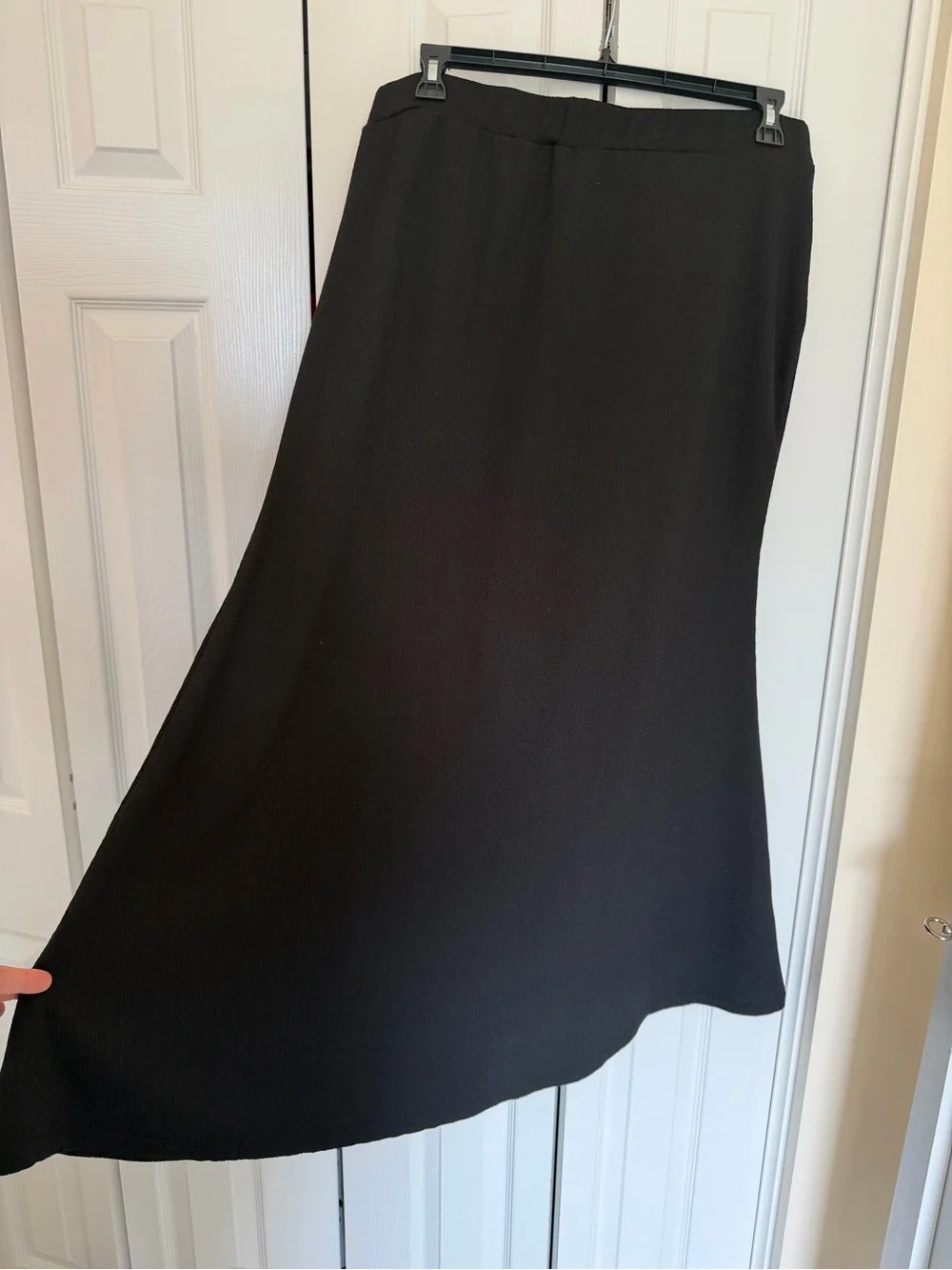 Classic Black Women's Mermaid Maxi Skirt